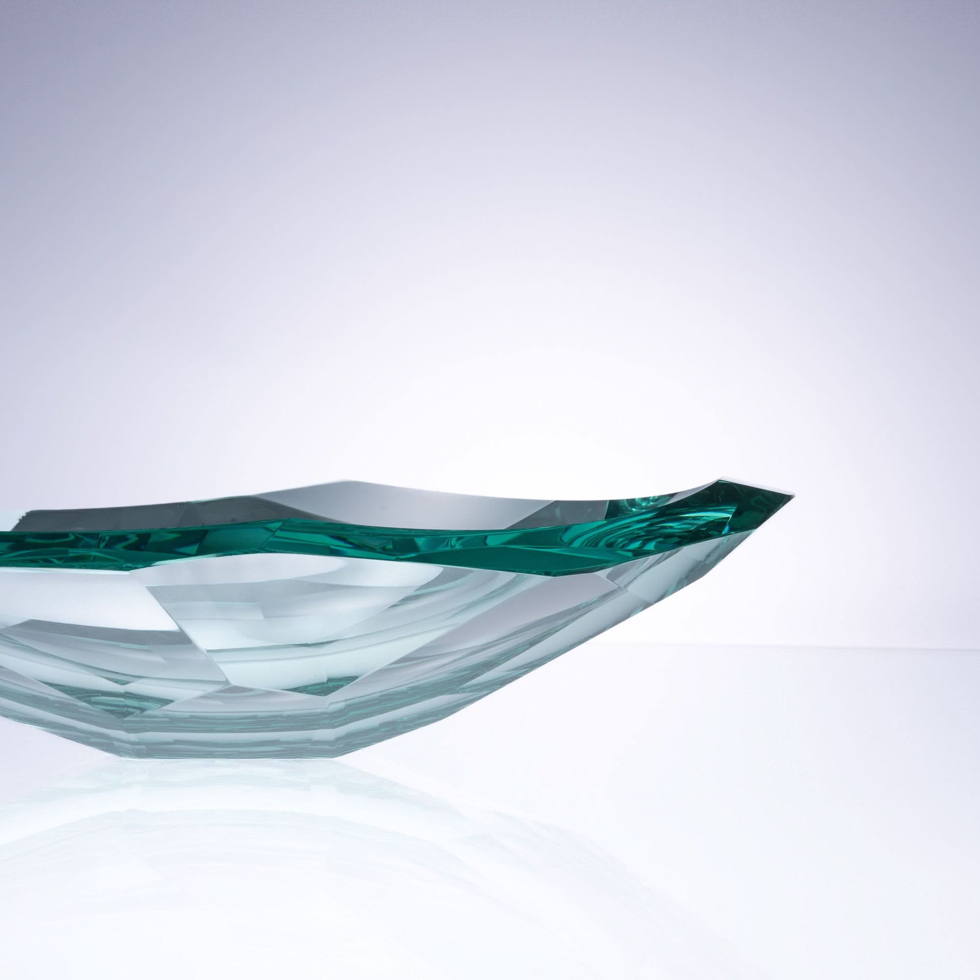 Emerald Reflection Glass Bowl